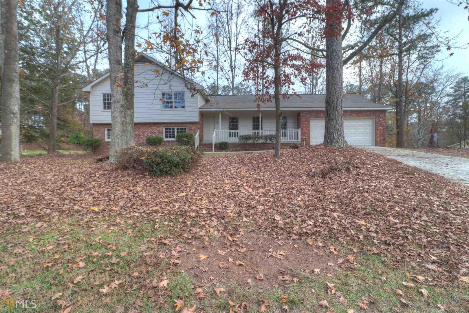 809 Pine Needle Road Hampton, GA 30228 - Photo 1 of 1