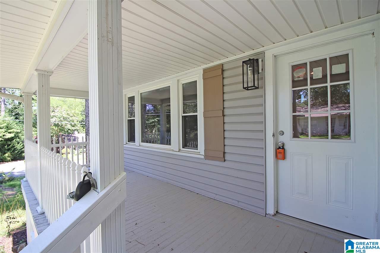 453 Exeter Drive Birmingham, AL 35206 - Photo 3 of 34