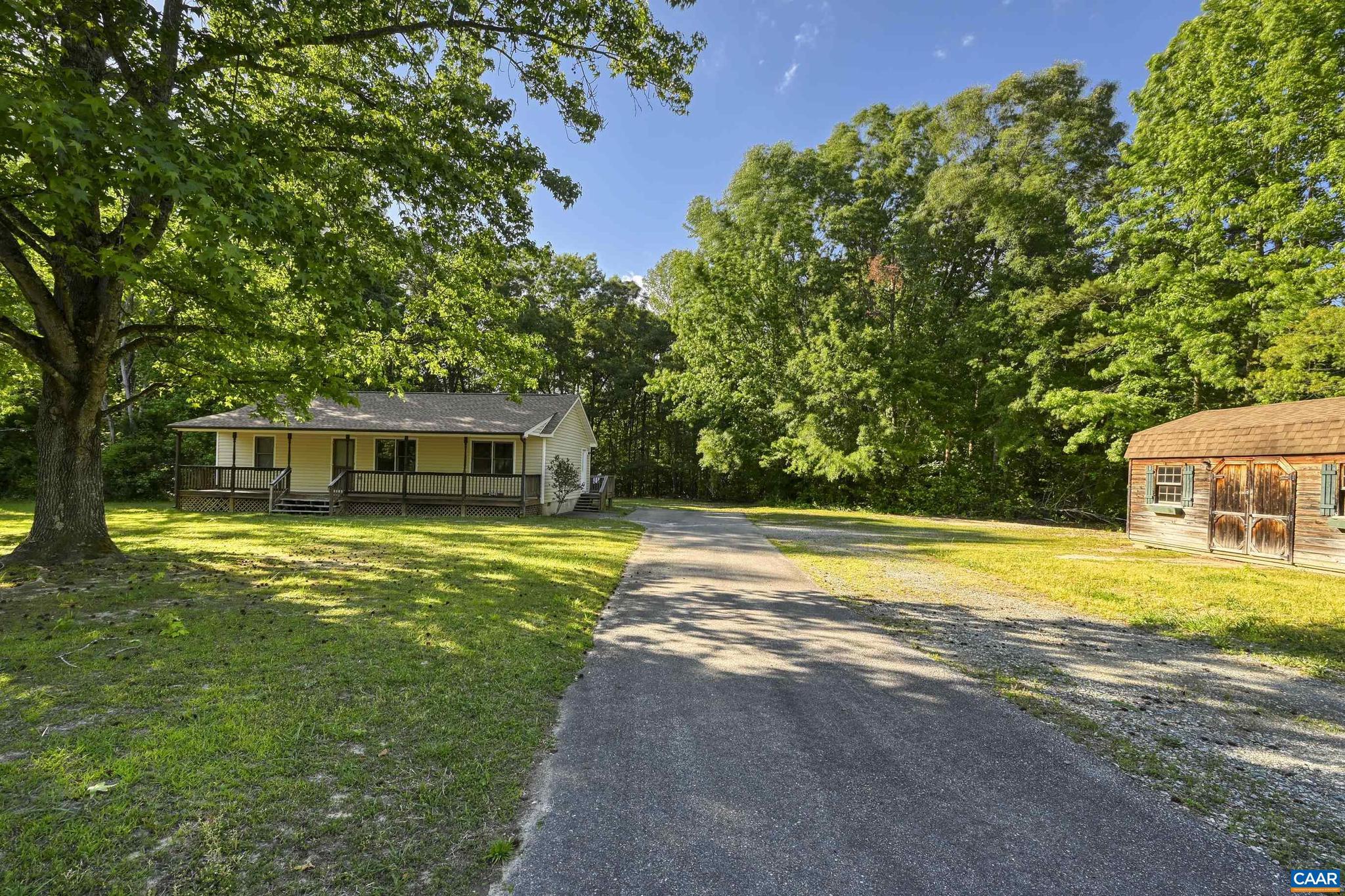 2445 Eastham Road Bumpass, VA 23024 - Photo 2 of 29