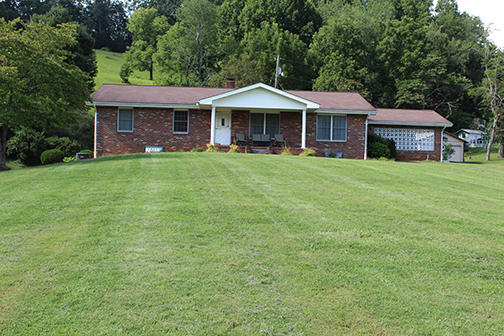 295 Wolfe Gilbert Road Dryden, VA 24243 - Photo 6 of 28 F