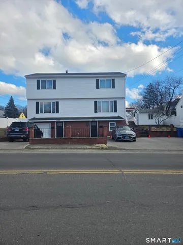 $2,000 | 1101 Highland Avenue, Waterbury, CT 06708