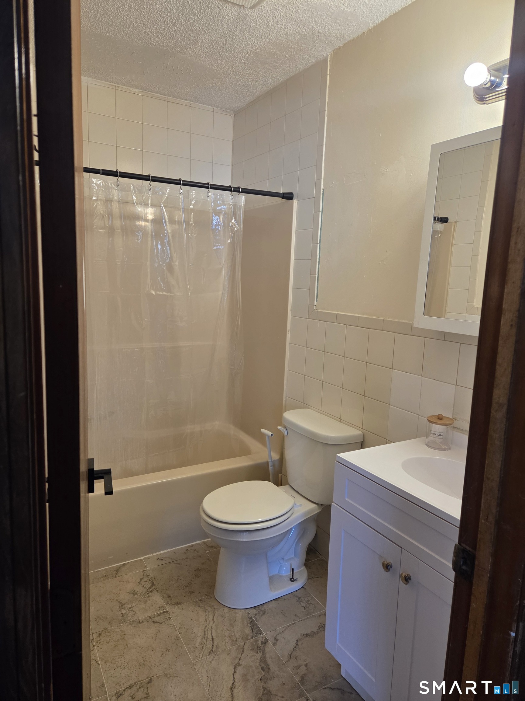 1101 Highland Avenue Waterbury, CT 06708 - Photo 14 of 21