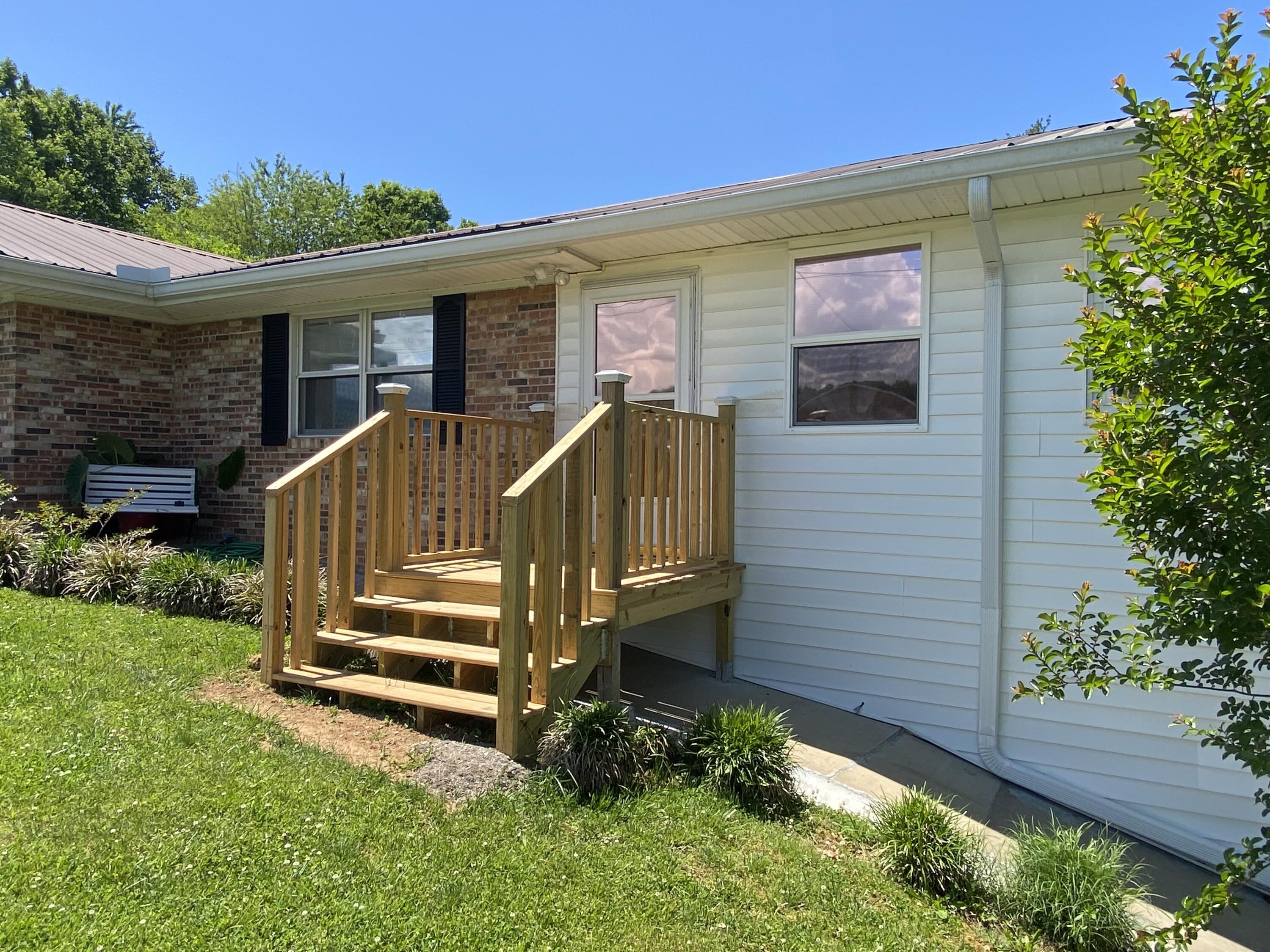 127 Bill Martin Road Chuckey, TN 37641 - Photo 6 of 42 IMG_6882