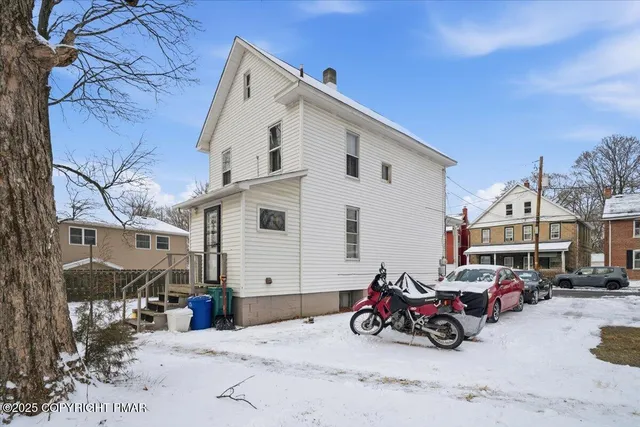 $195,000 | 79 Lenox Avenue, East Stroudsburg, PA 18301