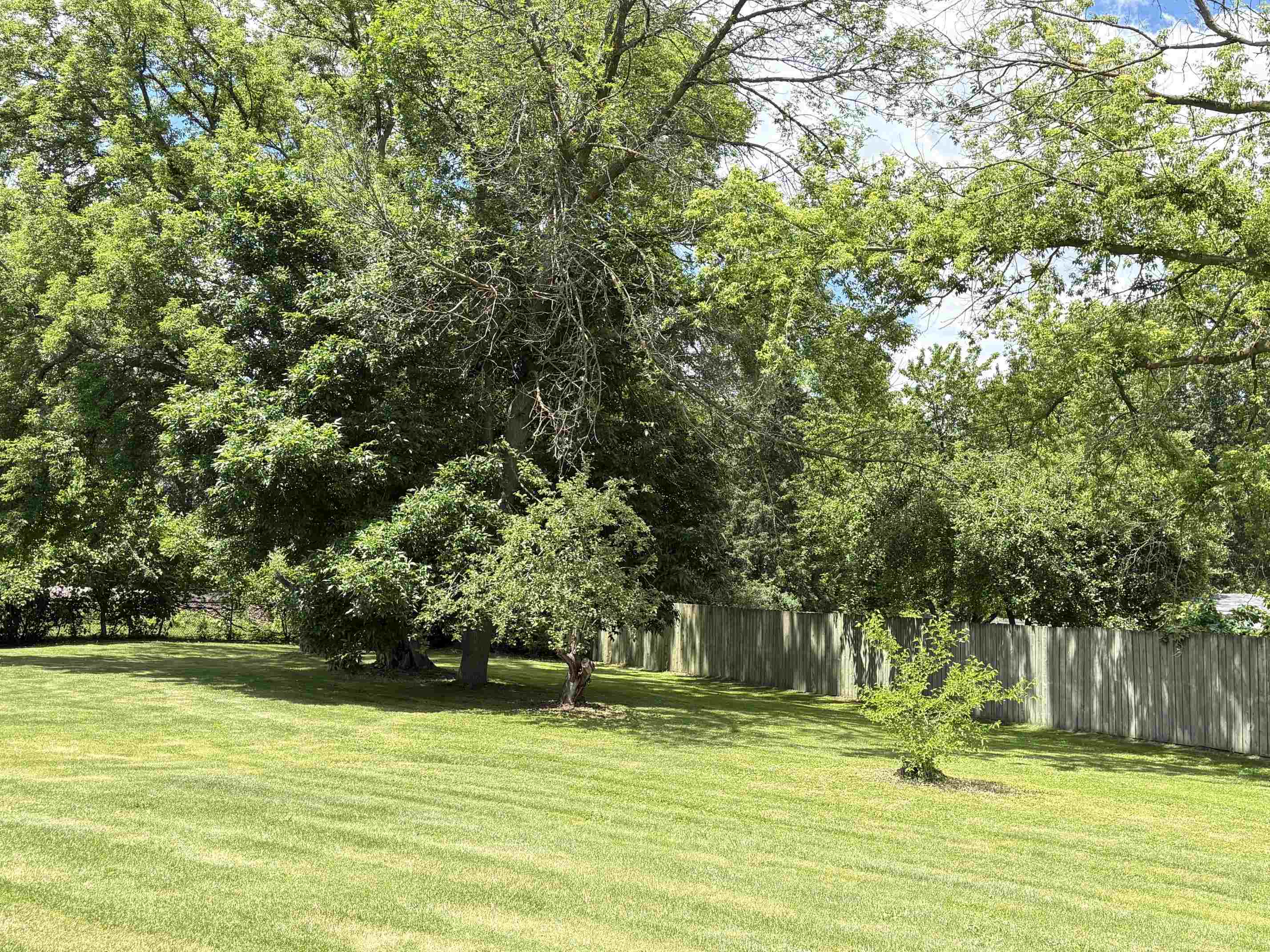 2816 Sarah Court Bay City, MI 48708 - Photo 5 of 27