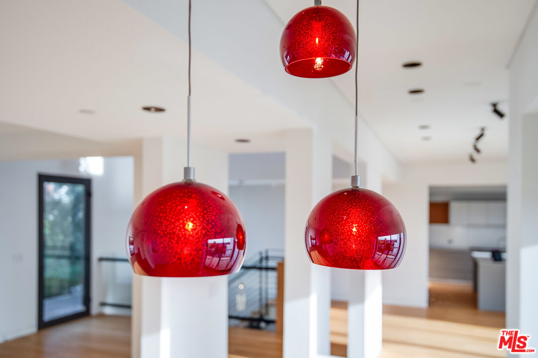 902 Berkeley Street Santa Monica, CA 90403 - Photo 12 of 37