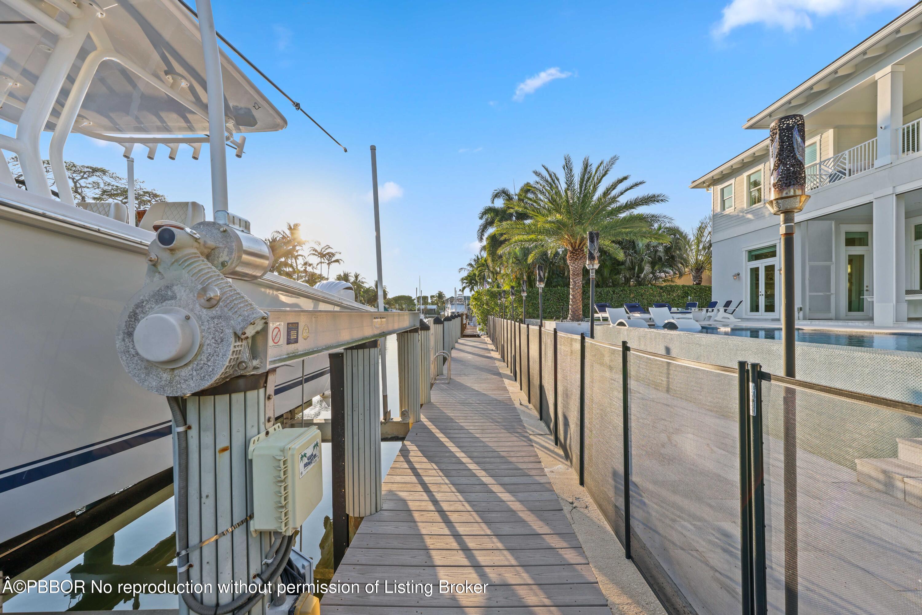 624 Pilot Road North Palm Beach, FL 33408 - Photo 44 of 53 Boat Lift