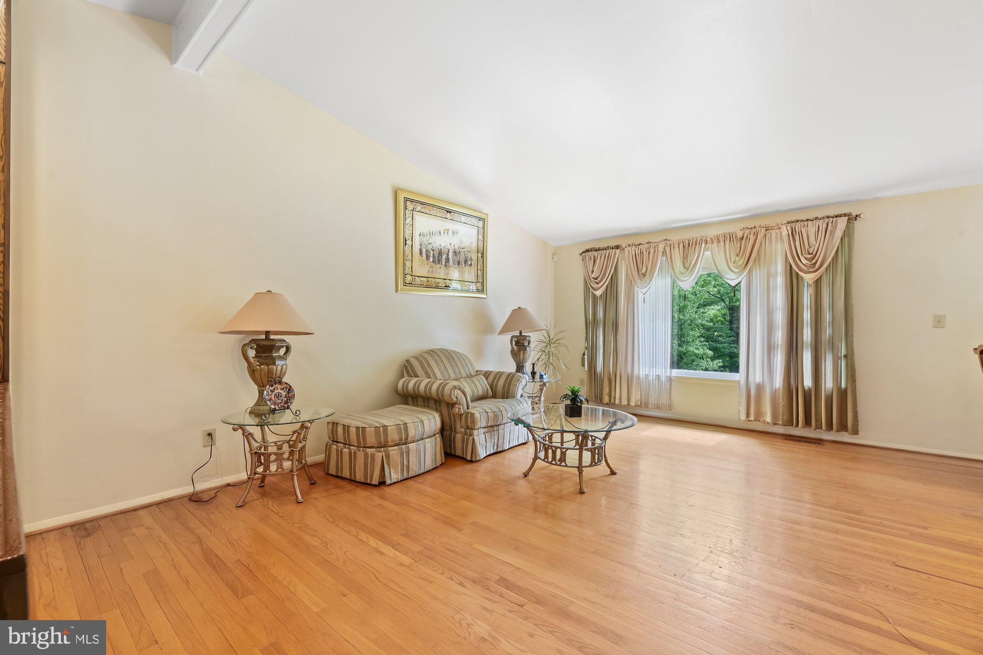 9405 Jodale Road Randallstown, MD 21133 - Photo 12 of 35 Vaulted Ceilings
