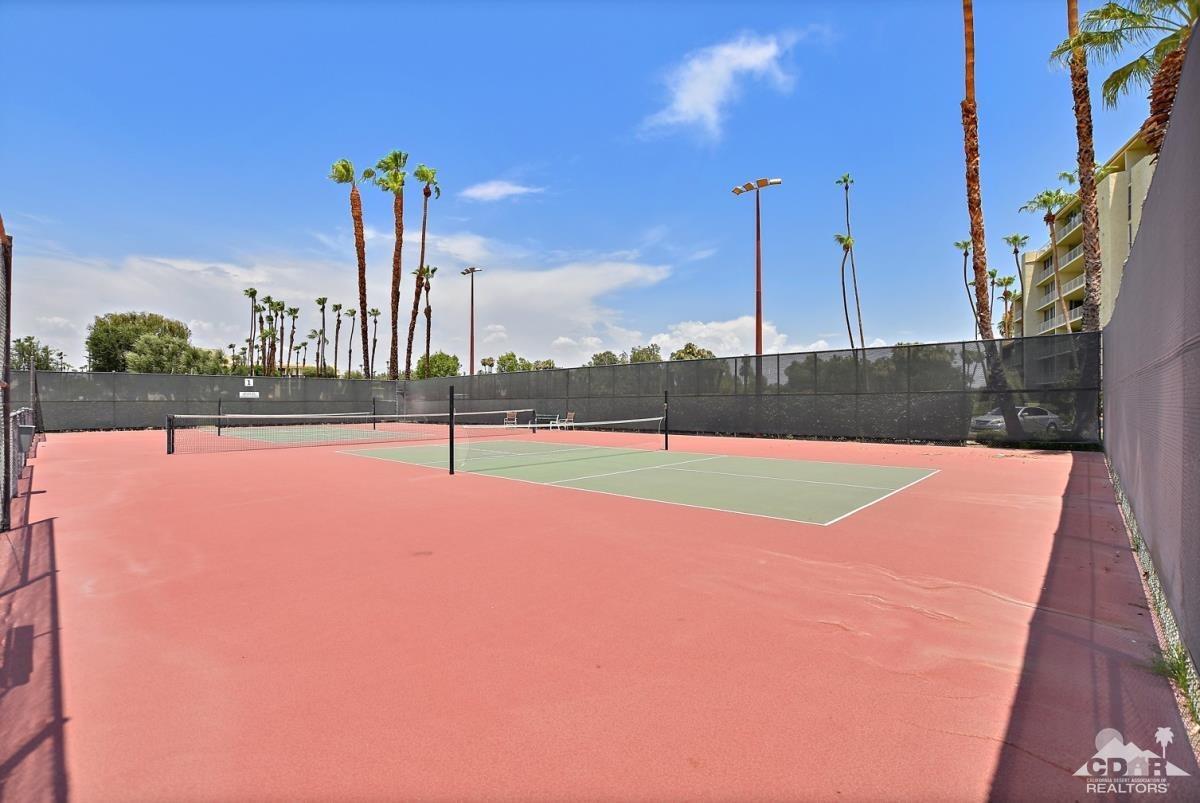 900 Island Drive, Unit 109 Rancho Mirage, CA 92270 - Photo 15 of 19 a view of a basket ball ground