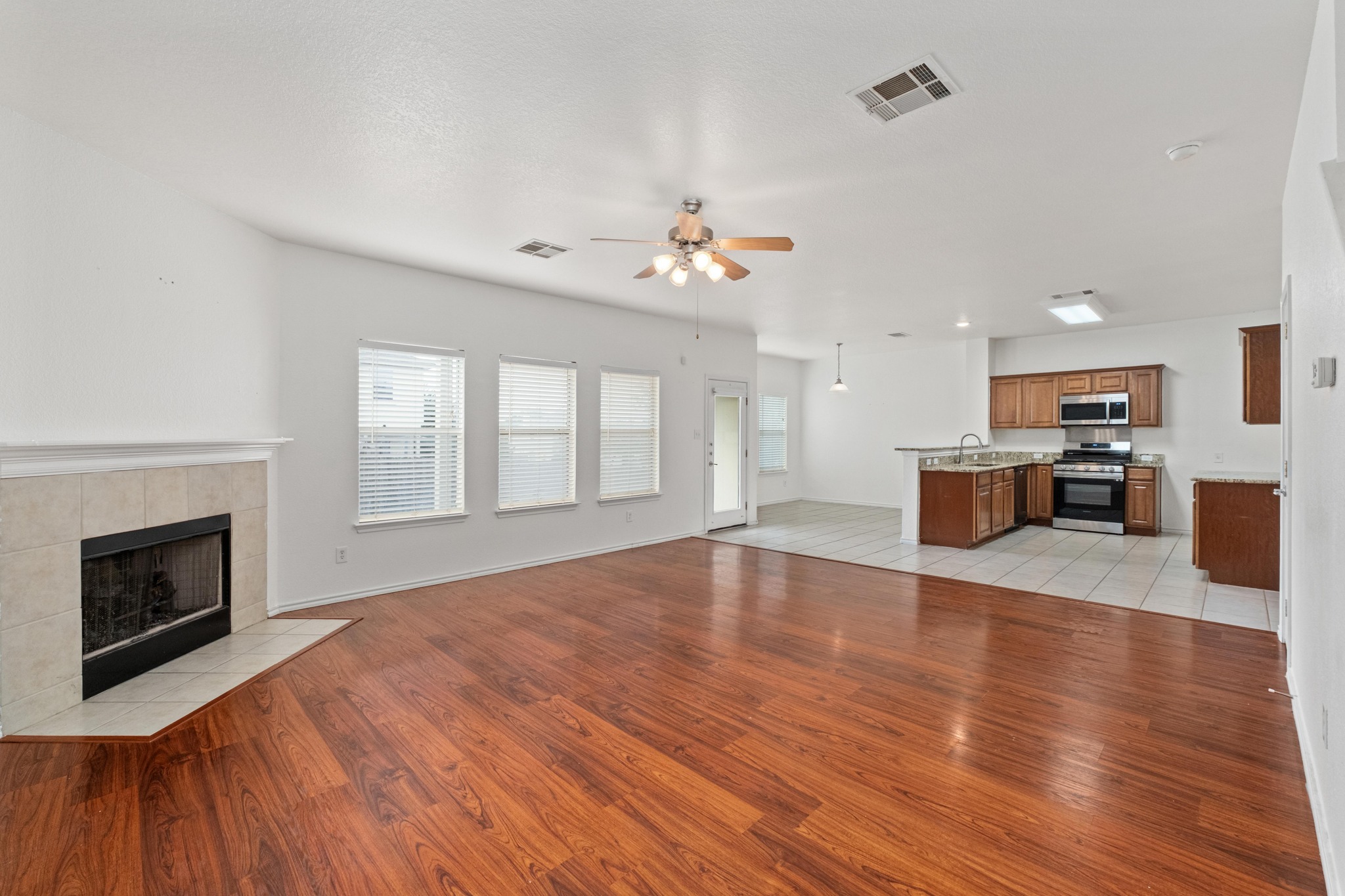 2402 Caprock Place Georgetown, TX 78626 - Photo 10 of 26