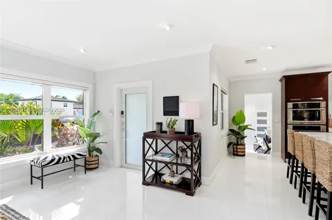 $1,725,000 | 1133 Northeast 88th Street, Miami, FL 33138