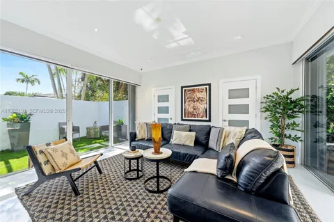 $1,725,000 | 1133 Northeast 88th Street, Miami, FL 33138