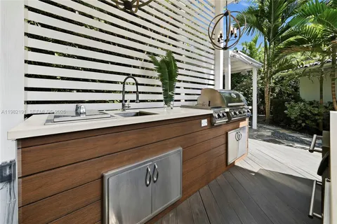 $1,725,000 | 1133 Northeast 88th Street, Miami, FL 33138