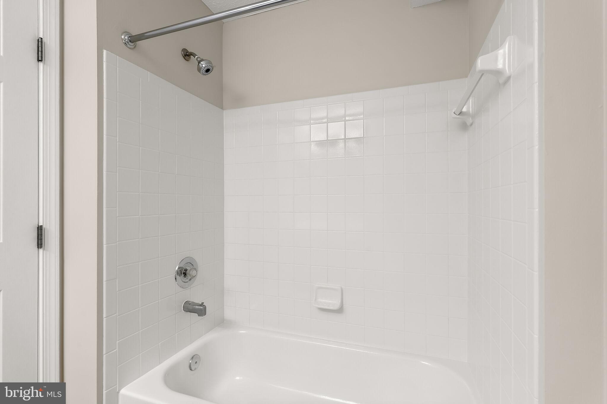 7905 Valley Manor Road, Unit 304 Owings Mills, MD 21117 - Photo 18 of 28 Primary Bedroom Suite Bath