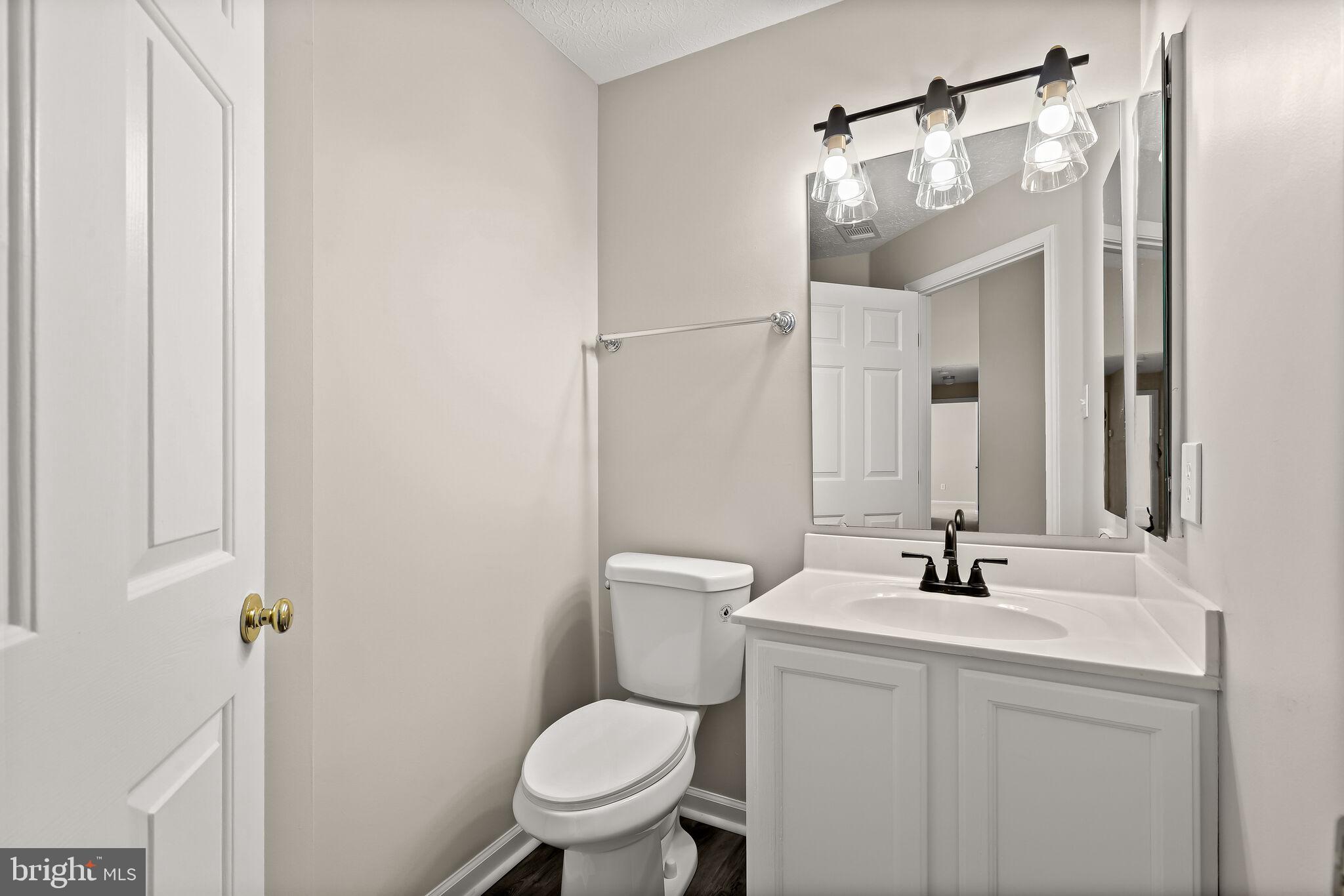 7905 Valley Manor Road, Unit 304 Owings Mills, MD 21117 - Photo 22 of 28 Bath