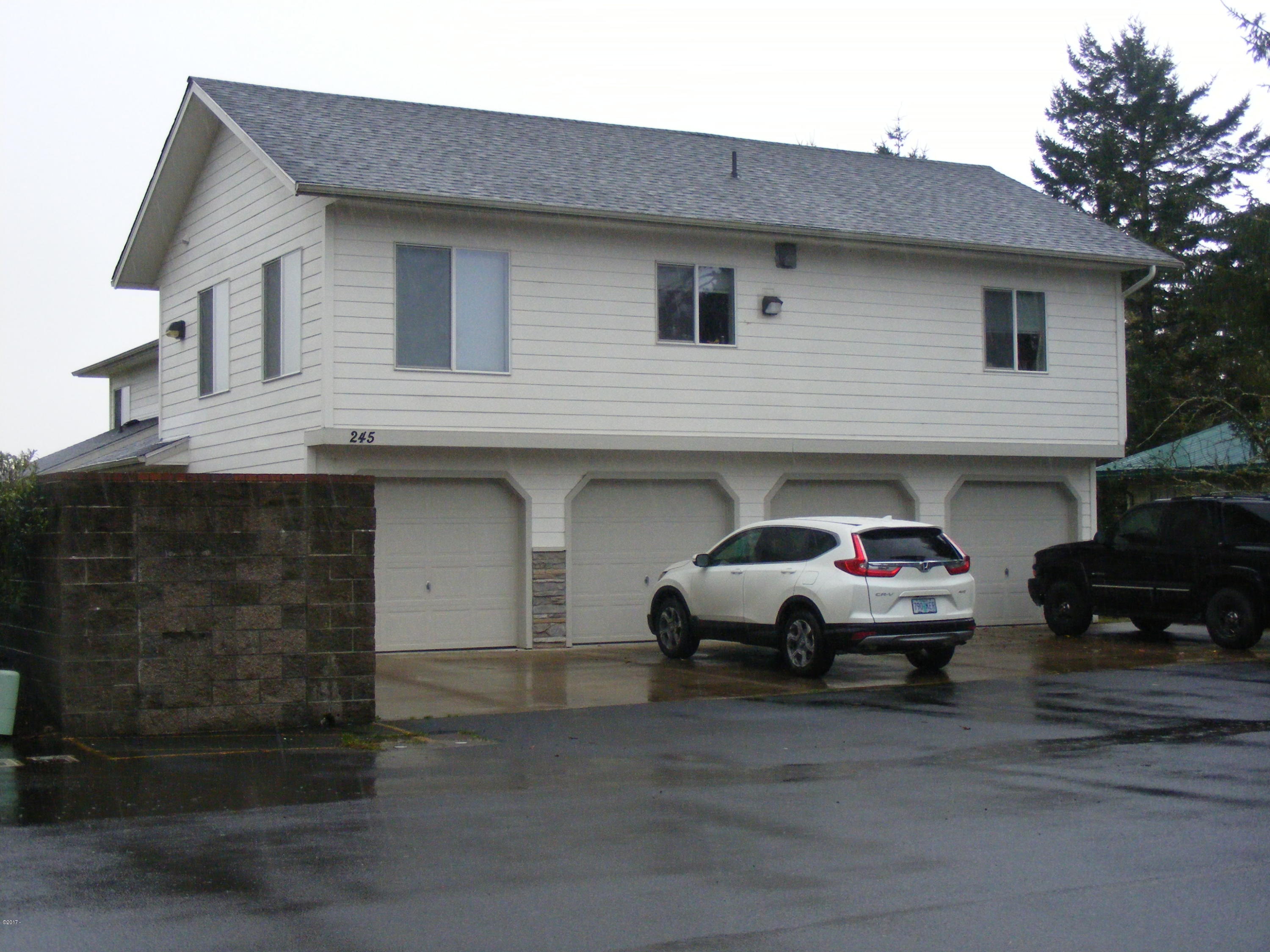 225 Southwest 30th Street Newport, OR 97366 - Photo 3 of 23 Unit #245 exterior