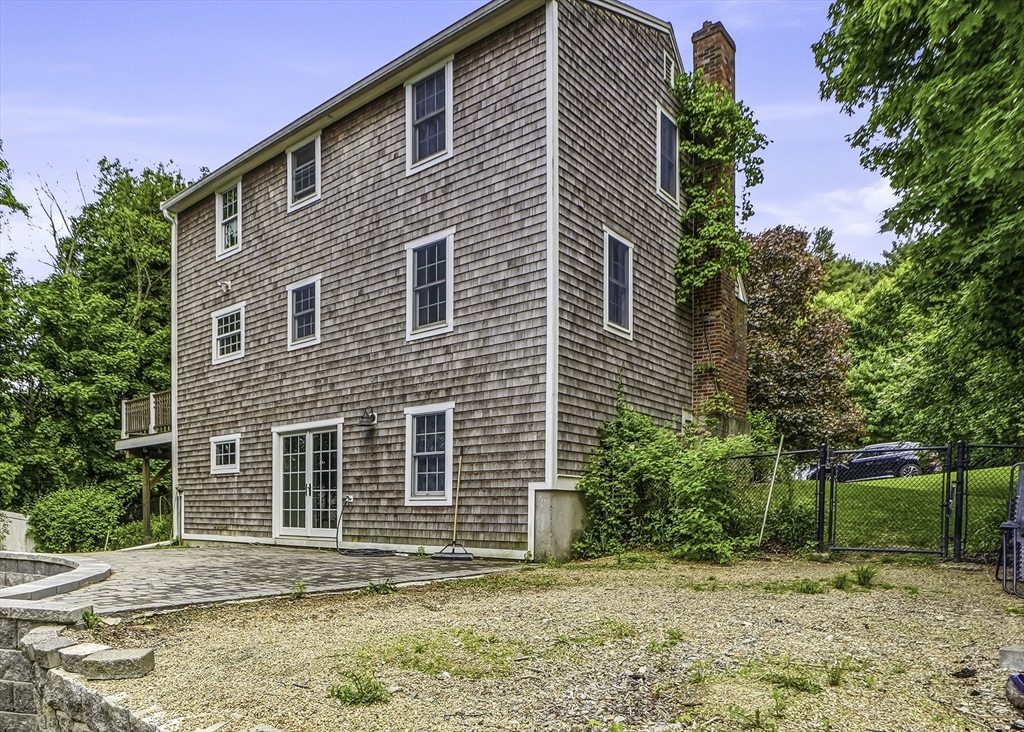 4 Shawkemo Path Franklin, MA 02038 - Photo 4 of 22