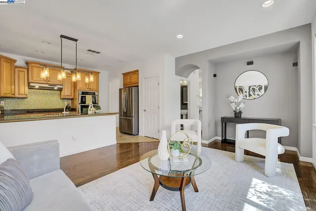 $1,300,000 | 445 South 22nd Street, San Jose, CA 95116