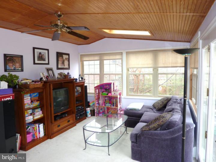 303 Wyncote Road Jenkintown, PA 19046 - Photo 9 of 19 Family Room