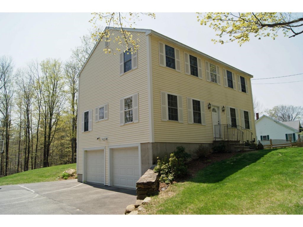 31 1st Tavern Road Jaffrey, NH 03452 - Photo 2 of 26