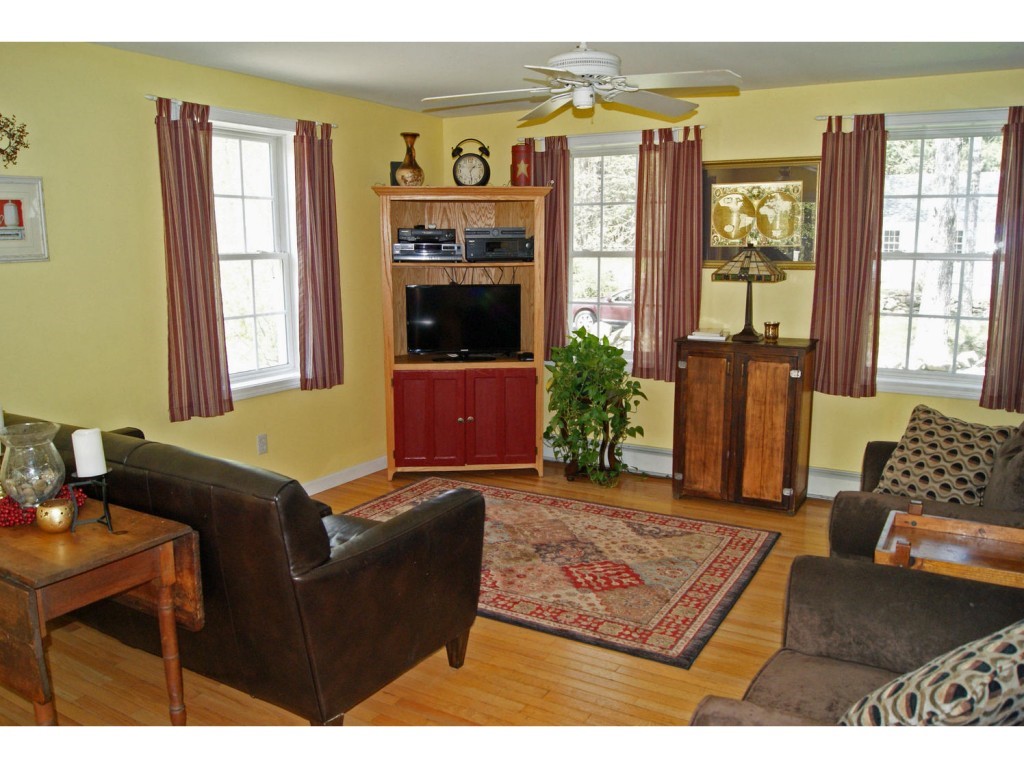 31 1st Tavern Road Jaffrey, NH 03452 - Photo 9 of 26