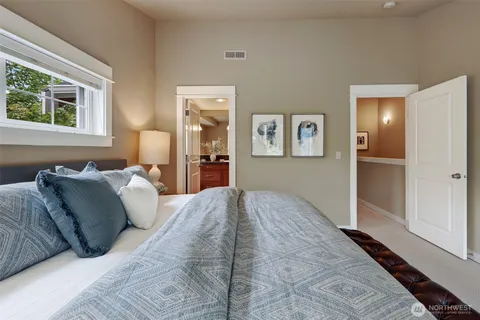 $749,000 | 5807 55th Avenue Northeast, Unit B, Seattle, WA 98105