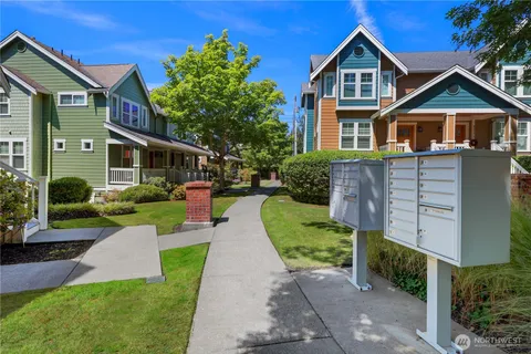 $749,000 | 5807 55th Avenue Northeast, Unit B, Seattle, WA 98105