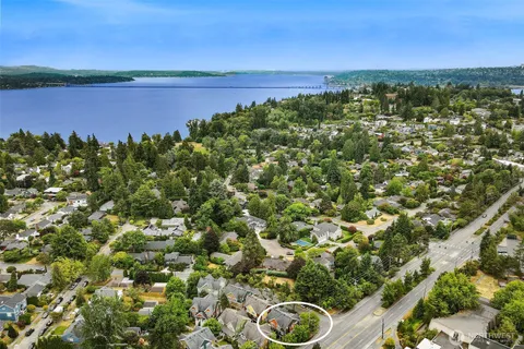 $749,000 | 5807 55th Avenue Northeast, Unit B, Seattle, WA 98105