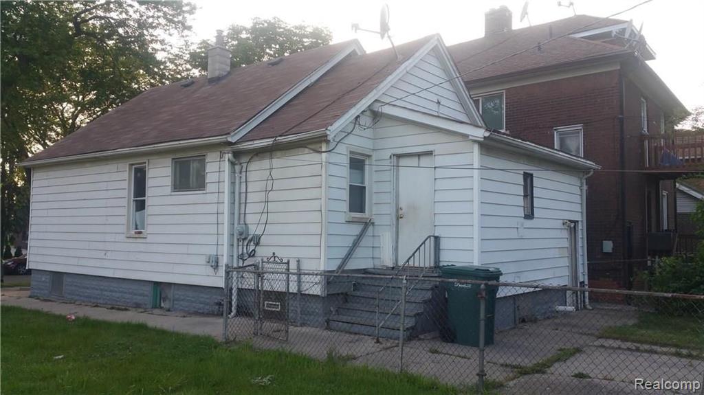 2928 Roulo Street Dearborn, MI 48120 - Photo 4 of 17