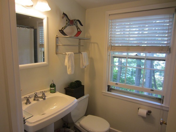 18 Plum Tree Road Amherst, MA 01002 - Photo 22 of 26 Gallery Image 22