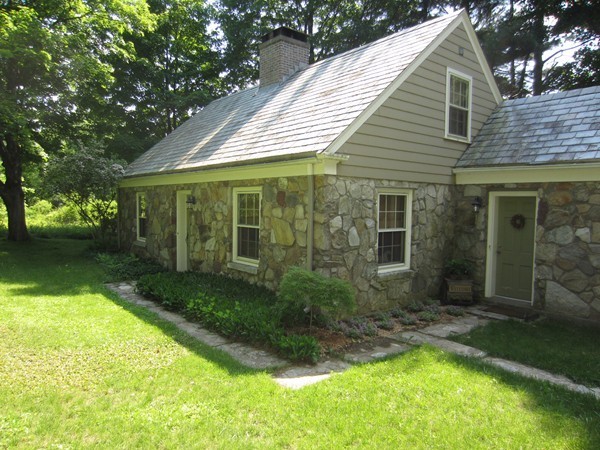 18 Plum Tree Road Amherst, MA 01002 - Photo 3 of 26 Gallery Image 3