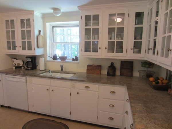 18 Plum Tree Road Amherst, MA 01002 - Photo 9 of 26 Gallery Image 9