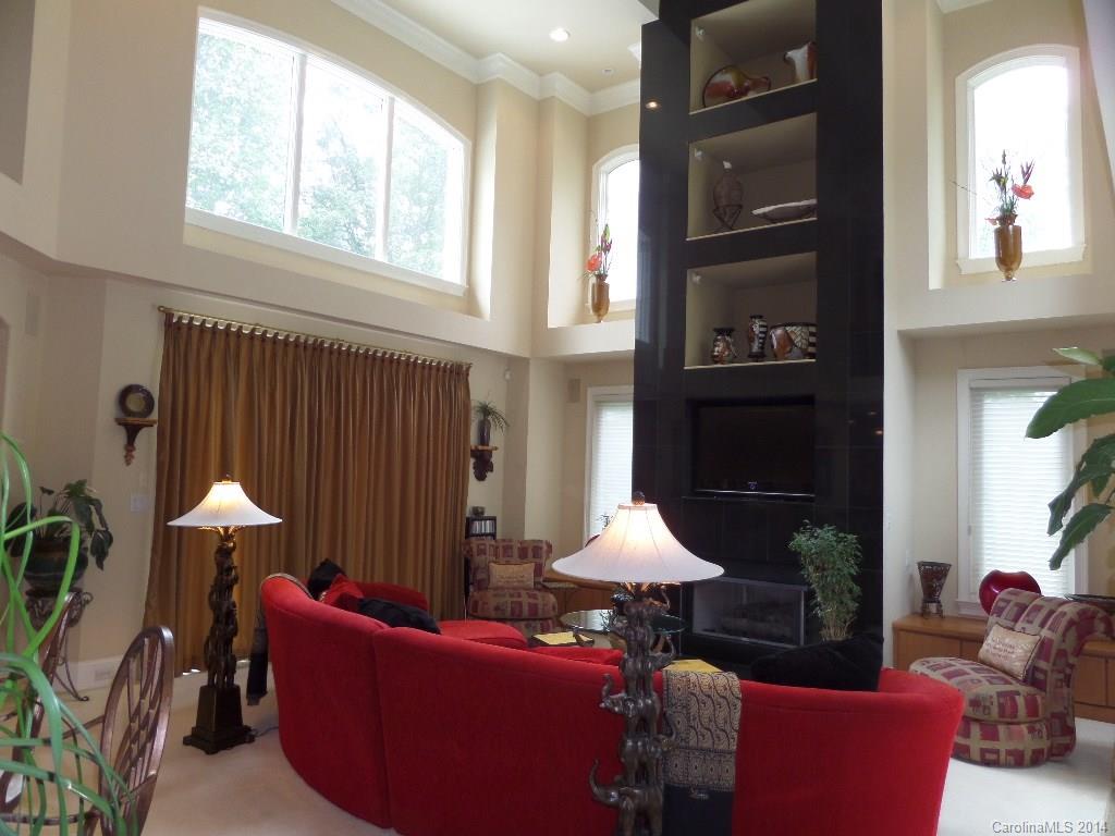 8645 Getalong Road, Unit 32 Charlotte, NC 28213 - Photo 3 of 23 Gallery Image 3