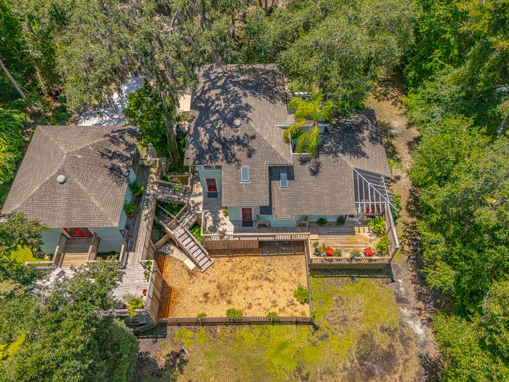 123 Plemmons Drive St. Simons Island, GA 31522 - Photo 3 of 27