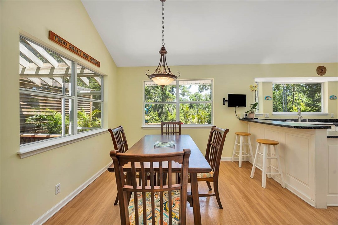 123 Plemmons Drive St. Simons Island, GA 31522 - Photo 6 of 27