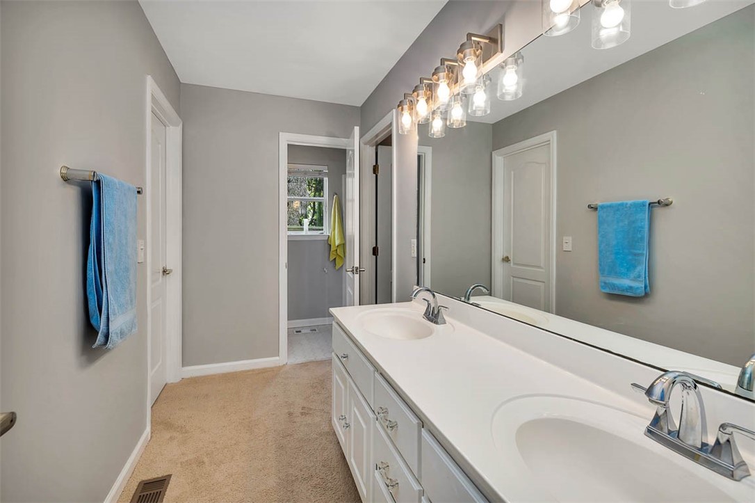 123 Plemmons Drive St. Simons Island, GA 31522 - Photo 9 of 27