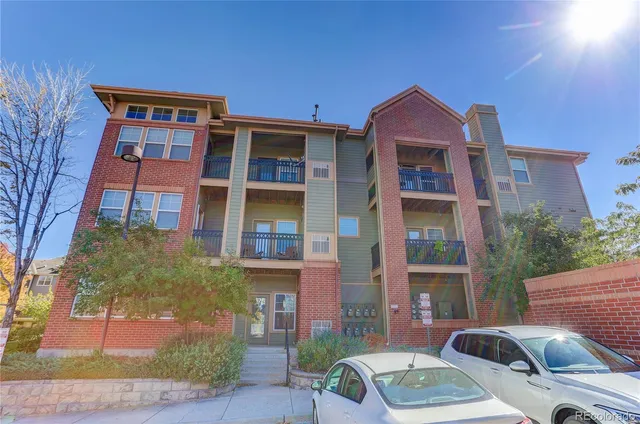 $299,000 | 9633 East 5th Avenue, Unit 10208, Denver, CO 80230