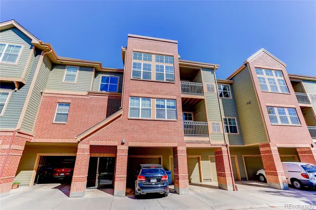 $299,000 | 9633 East 5th Avenue, Unit 10208, Denver, CO 80230