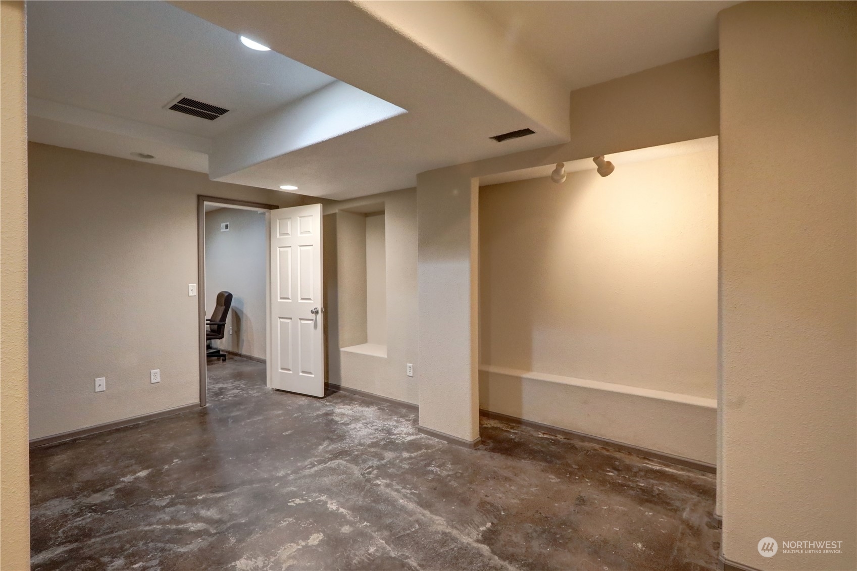 307 Southwest 295th Place Federal Way, WA 98023 - Photo 24 of 25 a view of empty room