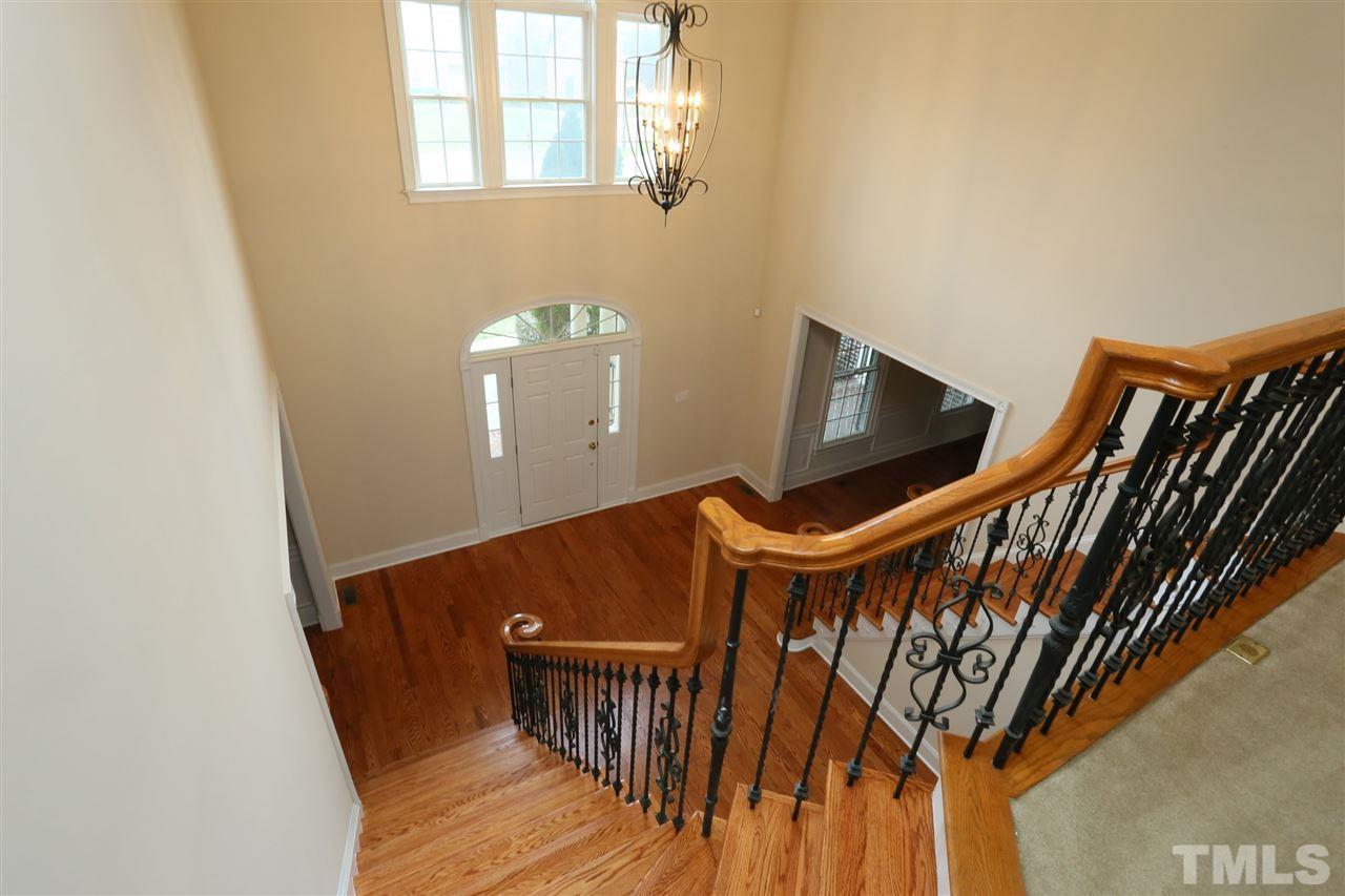 9505 Bluemont Court Raleigh, NC 27617 - Photo 5 of 25 a view of entryway