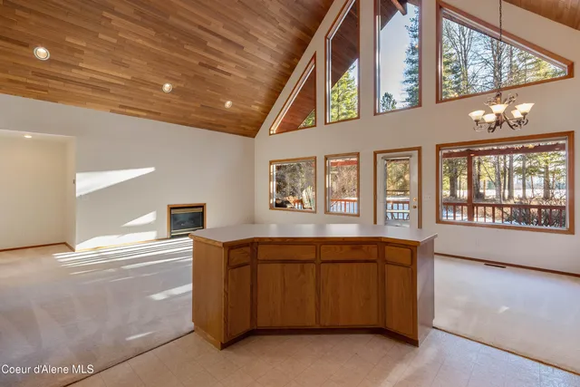 $775,000 | 608 Meadowlark Lane, Sandpoint, ID 83864