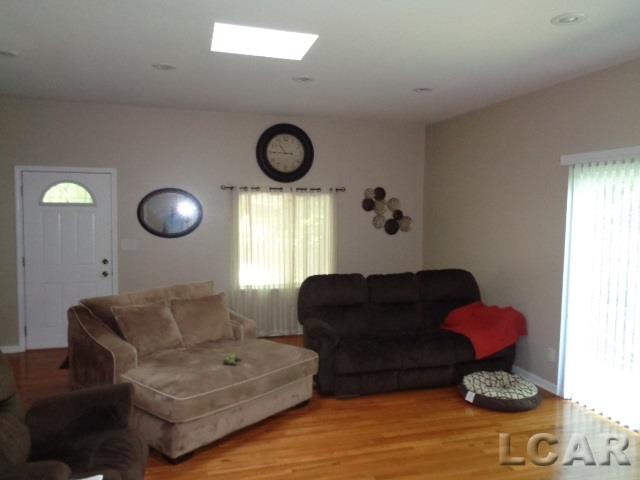 2548 Airport Road Adrian, MI 49221 - Photo 6 of 20