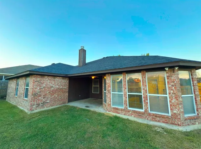 $2,300 | 9201 Rhea Drive, White Settlement, TX 76108