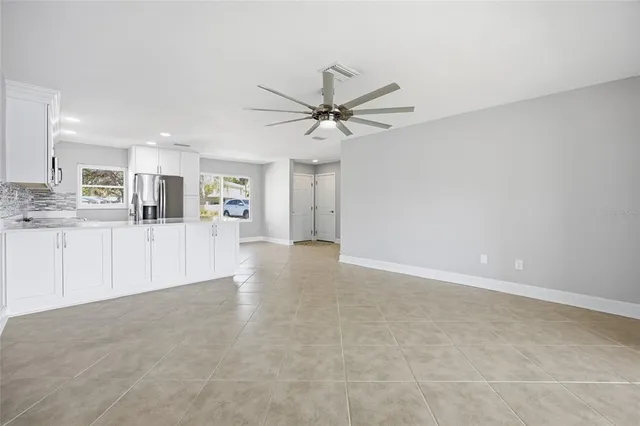 $260,000 | 11586 West Bayshore Drive, Unit 14, Crystal River, FL 34429