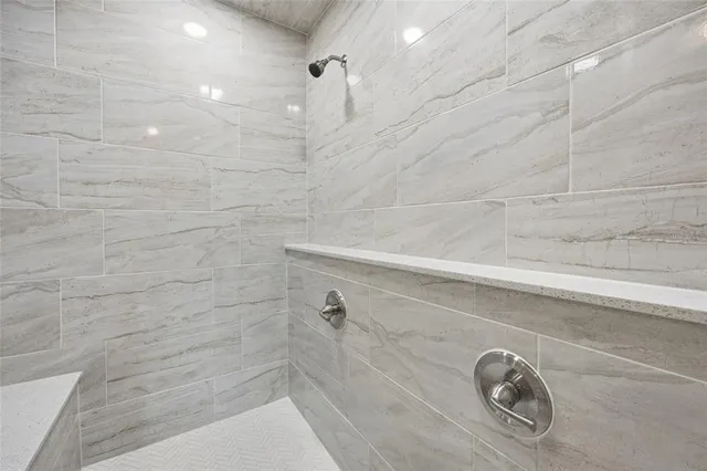 $260,000 | 11586 West Bayshore Drive, Unit 14, Crystal River, FL 34429