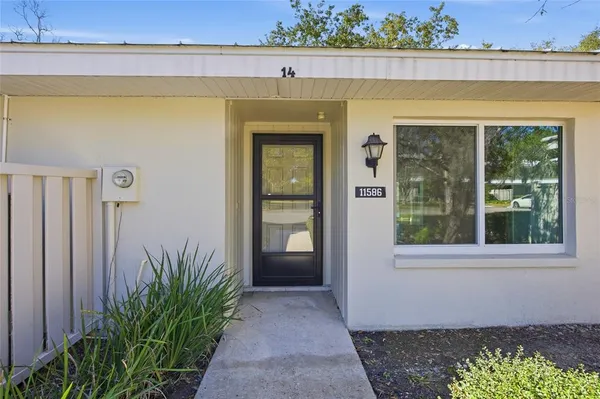 $260,000 | 11586 West Bayshore Drive, Unit 14, Crystal River, FL 34429