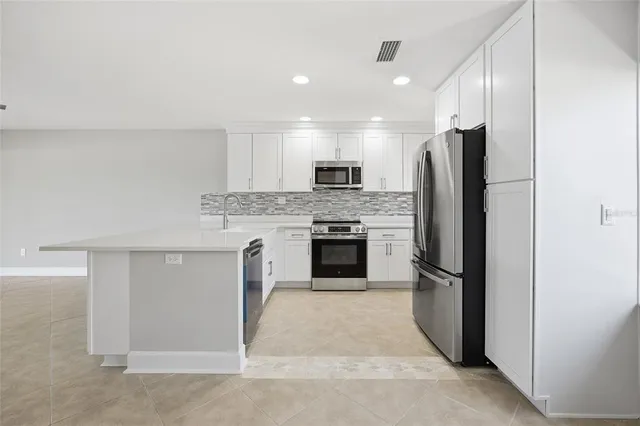 $260,000 | 11586 West Bayshore Drive, Unit 14, Crystal River, FL 34429