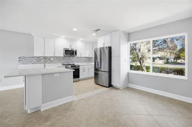 $260,000 | 11586 West Bayshore Drive, Unit 14, Crystal River, FL 34429