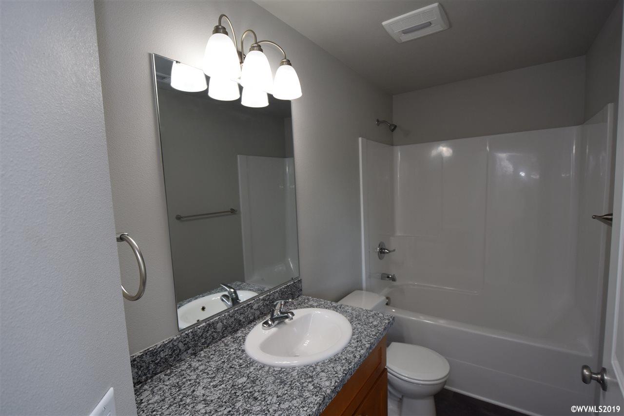 246 Southeast Dimick Street Dallas, OR 97338 - Photo 19 of 28