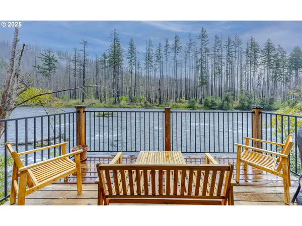 $500,000 | 50010 McKenzie Highway, Unit 2, Vida, OR 97488